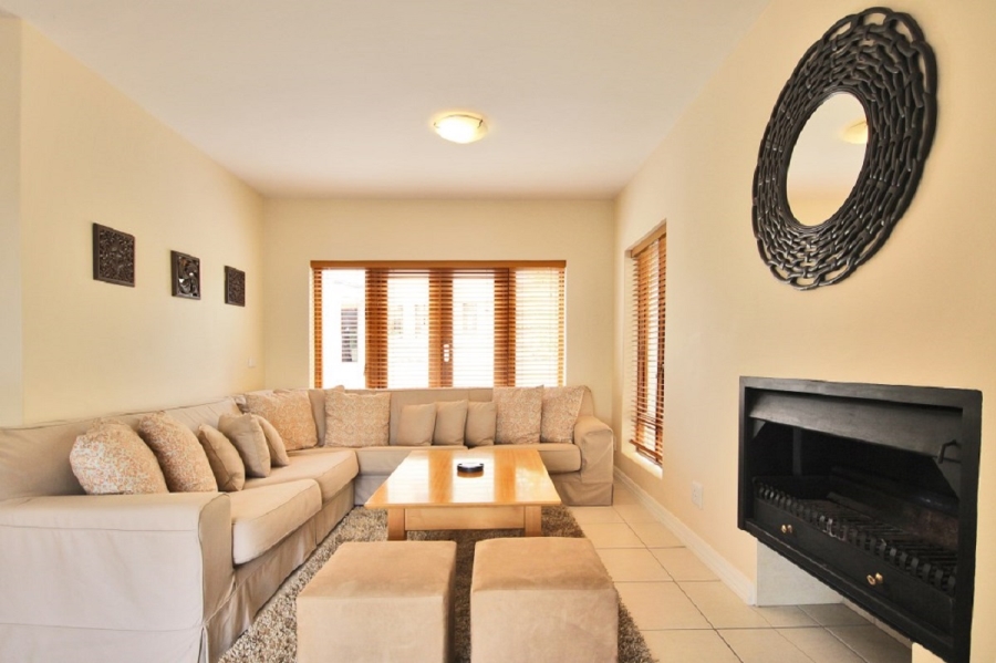 To Let 2 Bedroom Property for Rent in Devonvale Golf Wine Estate Western Cape